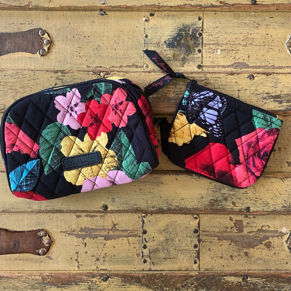 VERA BRADLEY QUILTED PATTERN MAKEUP BAG TRAVEL JEWELRY ORGANIZER SET OF 2